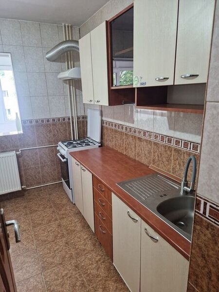 Bd. Chisinau in planul 2, Mega Mall la 3min,