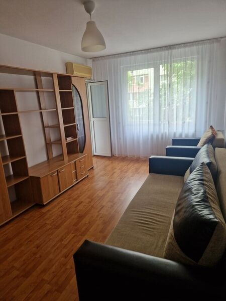 Bd. Chisinau in planul 2, Mega Mall la 3min,