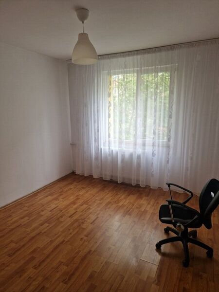 Bd. Chisinau in planul 2, Mega Mall la 3min,